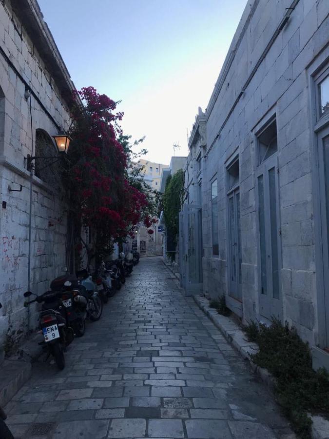 Molly'S House Daire Ermoupoli Dış mekan fotoğraf